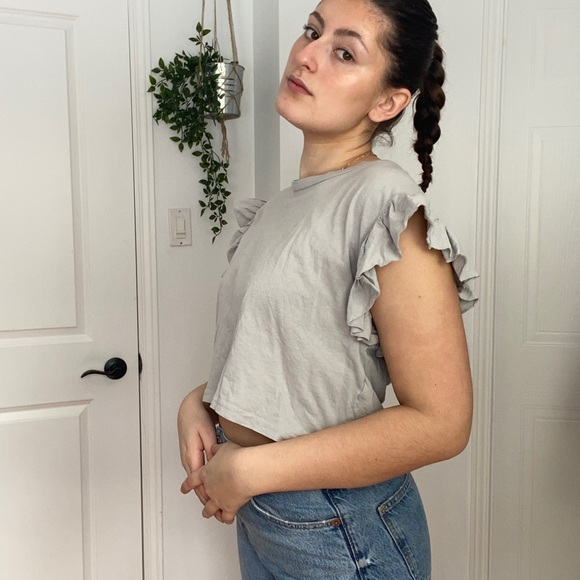 Gorgeous top - Picture 2 of 4